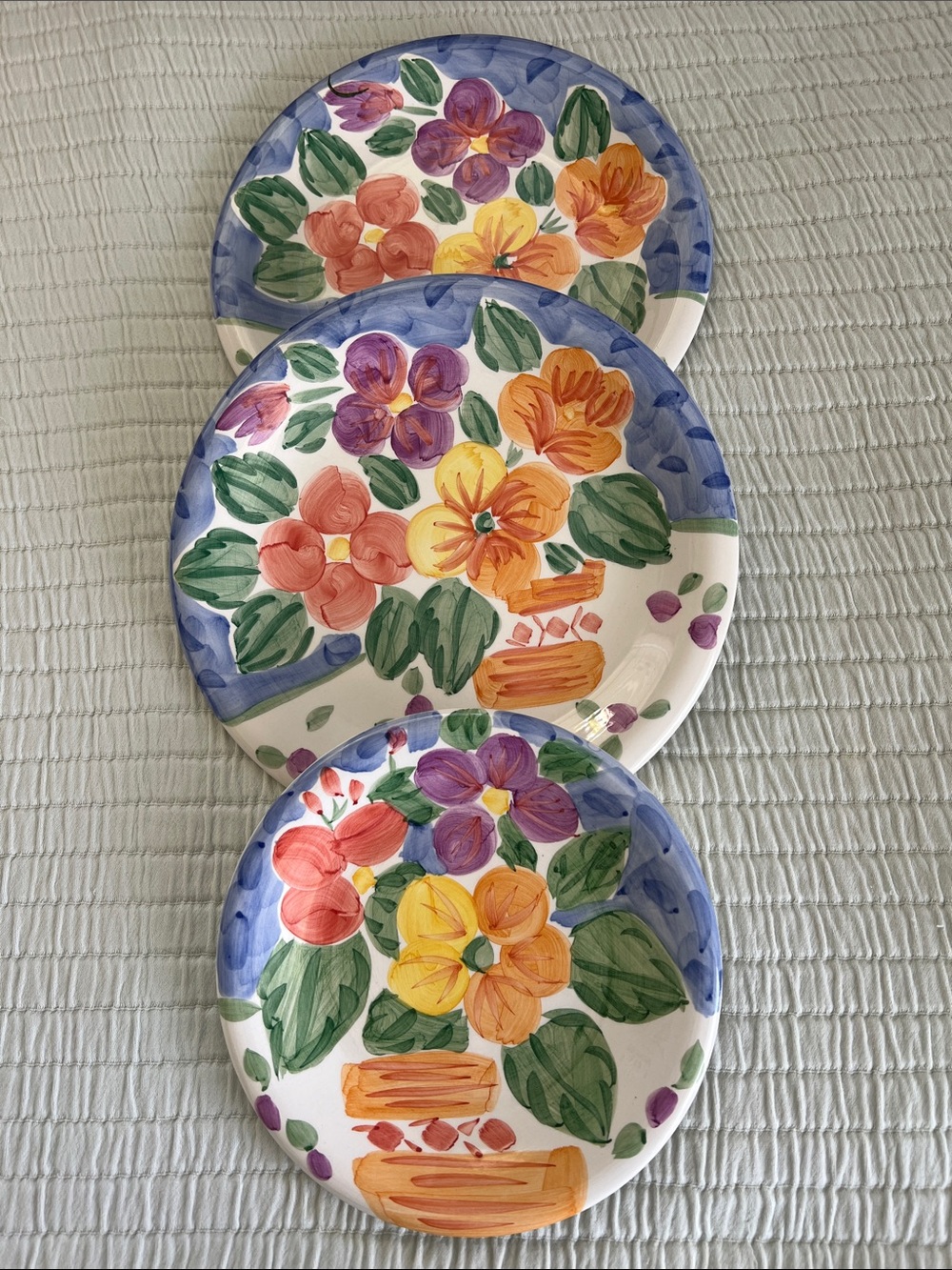 Bella Ceramica Set (2 Dinner & 1 Dessert) Hand-Painted Floral Bouquet Plates